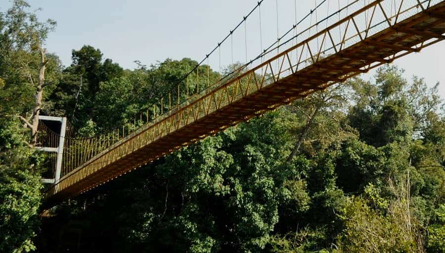 ಶಿರಸಿಯ ಸಹಸ್ರಲಿಂದ ಬಳಿ ನಿರ್ಮಿಸಿರುವ ತೂಗು ಸೇತುವೆಗೆ ತುಕ್ಕು ಹಿಡಿದಿರುವುದು  