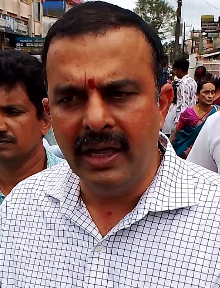 ವಿ.ಸುನೀಲಕುಮಾರ