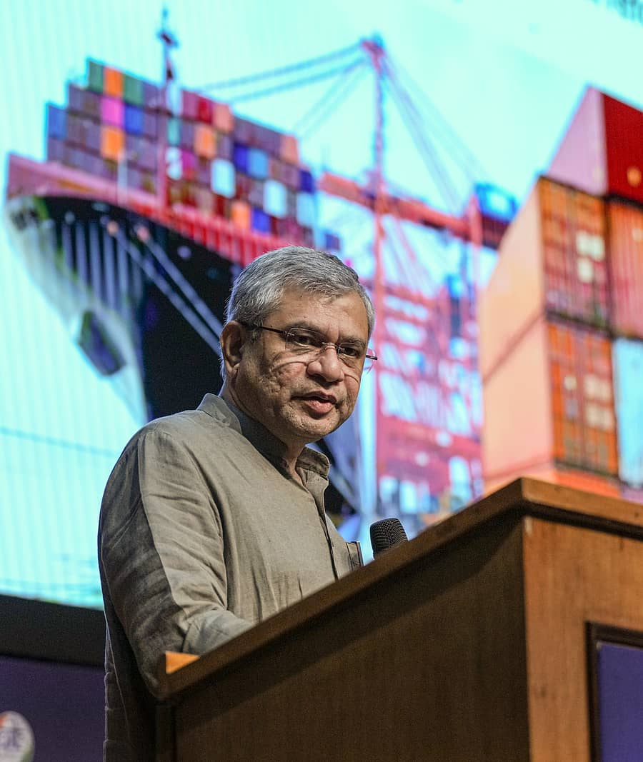 ಅಶ್ವಿನಿ ವೈಷ್ಣವ್