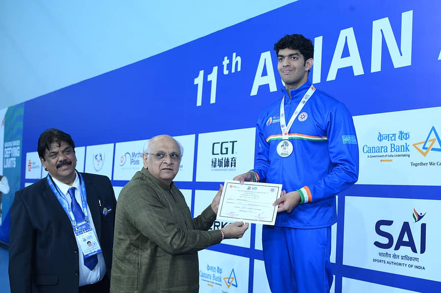 ಬೆಳ್ಳಿ ಪದಕ ಗೆದ್ದ ಶ್ರೀಹರಿ ನಟರಾಜ್‌