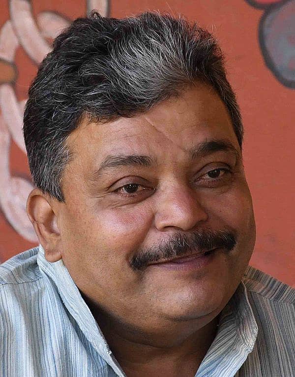 ಯಶವಂತ ಸರದೇಶಪಾಂಡೆ