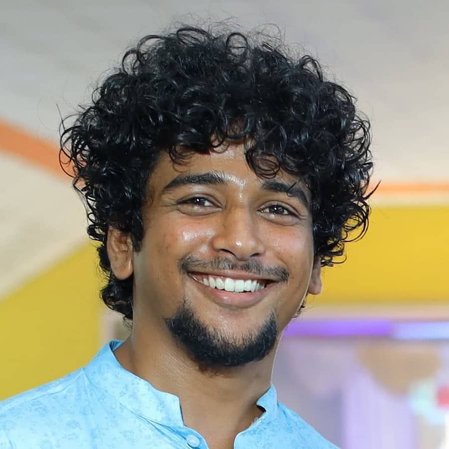 ಅಕ್ಷಯ್ ಕಲ್ಲೇಗ