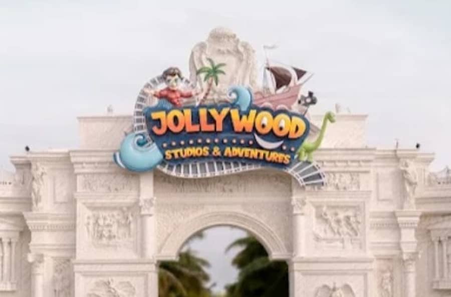 ರಾಮನಗರ ತಾಲ್ಲೂಕಿನ ಬಿಡದಿ ಕೈಗಾರಿಕಾ ಪ್ರದೇಶದಲ್ಲಿರುವ ಜಾಲಿವುಡ್ ಸ್ಟುಡಿಯೋಸ್ ಆ್ಯಂಡ್ ಅಡ್ವೆಂಚರ್ಸ್ ಪಾರ್ಕ್‌