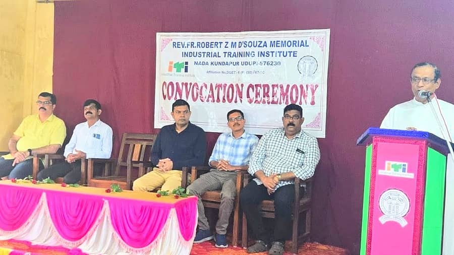 ಕುಂದಾಪುರ ಸಮೀಪದ ನಾಡದ ಫಾ.ರೋಬರ್ಟ್ ಜ್ಹಡ್ ಎಂ ಡಿಸೋಜ ಐಟಿಐ ಸಂಸ್ಥೆಯಲ್ಲಿ ಘಟಿಕೋತ್ಸವ ಸಮಾರಂಭ ನಡೆಯಿತು