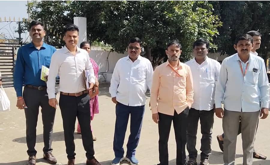 ಗುರುಮಠಕಲ್‌ನಲ್ಲಿ ಶುಕ್ರವಾರ ರೈಸ್‌ ಮಿಲ್‌ಗೆ ತೆರಳಿ ಸ್ಥಳ ಮಹಜರ್ ಮಾಡಿದ ಸಿಐಡಿ ಅಧಿಕಾರಿಗಳ ತಂಡ
