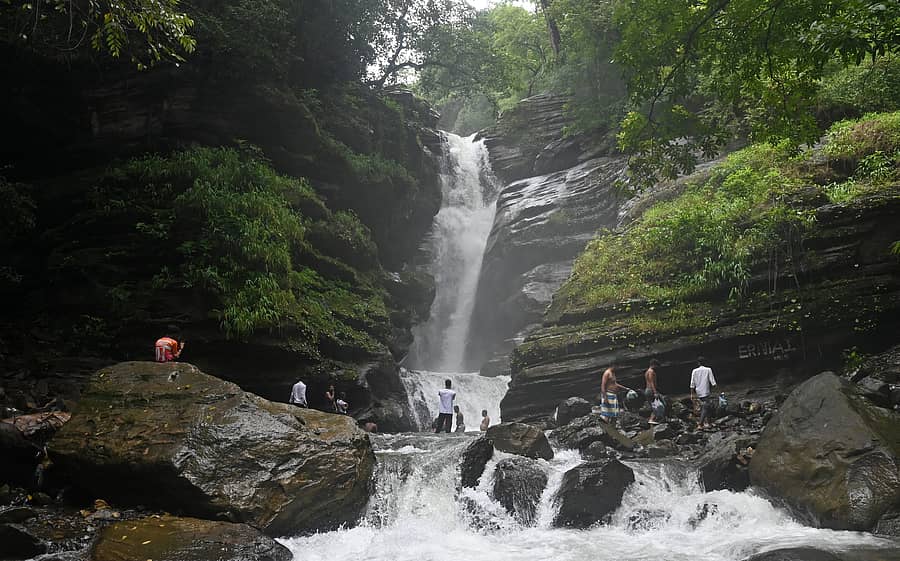 <div class="paragraphs"><p>ಎರ್ಮಾಯಿ ಜಲಪಾತ </p></div>