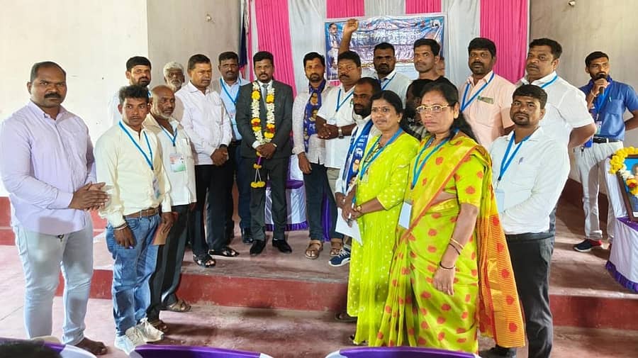 ಆಲ್ದೂರು ಪಟ್ಟಣದ ಅಂಬೇಡ್ಕರ್ ಭವನದಲ್ಲಿ ‘ಬಹುಜನರ ಇತಿಹಾಸ ಅಧ್ಯಯನ ಕಾರ್ಯಾಗಾರ’ ಭಾನುವಾರ ನಡೆಯಿತು