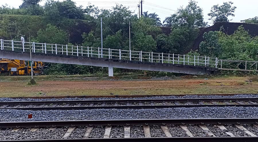 ಕುಮಟಾದ ಕೊಂಕಣ ರೈಲು ನಿಲ್ದಾಣದ ಎರಡನೇ ಪ್ಲಾಟ್ ಫಾರಂ ಪ್ರದೇಶ