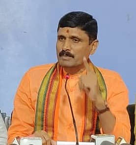 <div class="paragraphs"><p>ಆಂದೋಲ ಸಿದ್ಧಲಿಂಗ ಸ್ವಾಮಿ</p></div>