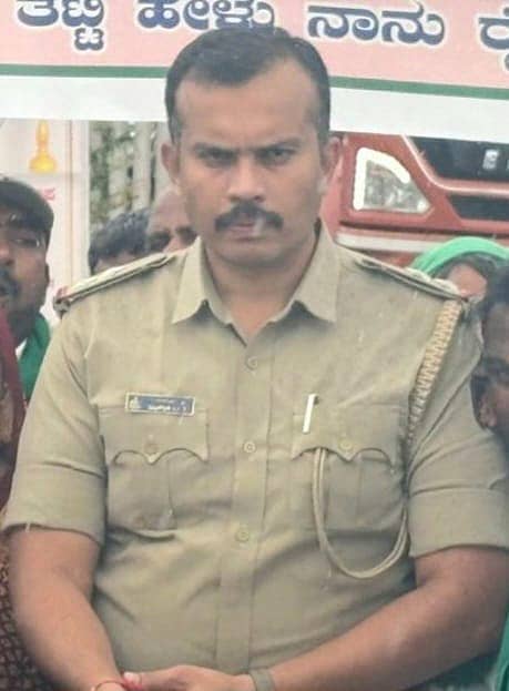 <div class="paragraphs"><p>ಪಿಎಸ್ಐ ಗುರುರಾಜ</p></div>
