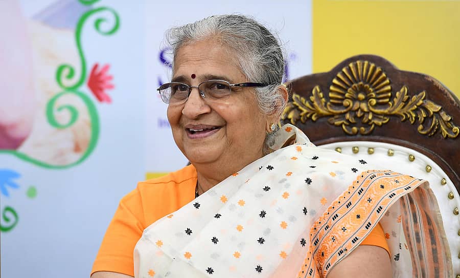<div class="paragraphs"><p>ಸುಧಾಮೂರ್ತಿ</p></div>