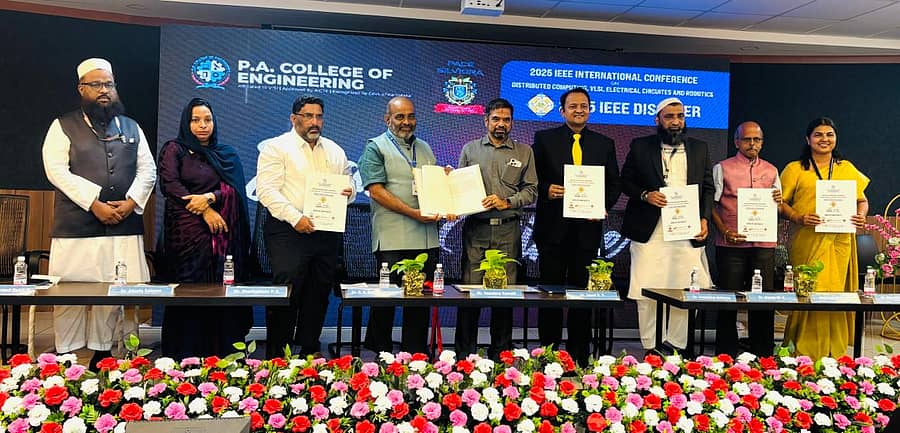 ಕೊಣಾಜೆ ನಡುಪದವು ಪಿಎ ಎಂಜಿನಿಯರಿಂಗ್ ಕಾಲೇಜಿನಲ್ಲಿ ಮಂಗಳೂರು ಉಪ ವಿಭಾಗದ ವತಿಯಿಂದ ಆಯೋಜಿಸಲಾದ 9ನೇ ಅಂತರರಾಷ್ಟ್ರೀಯ ‘ಐಇಇಇ ಡಿಸ್ಕವರ್ 25’ ಸಮ್ಮೇಳನಕ್ಕೆ ಚಾಲನೆ ನೀಡಲಾಯಿತು