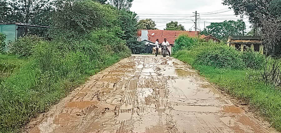 ನಾಗತೀಹಳ್ಳಿ- ಮುಖ್ಯರಸ್ತೆ