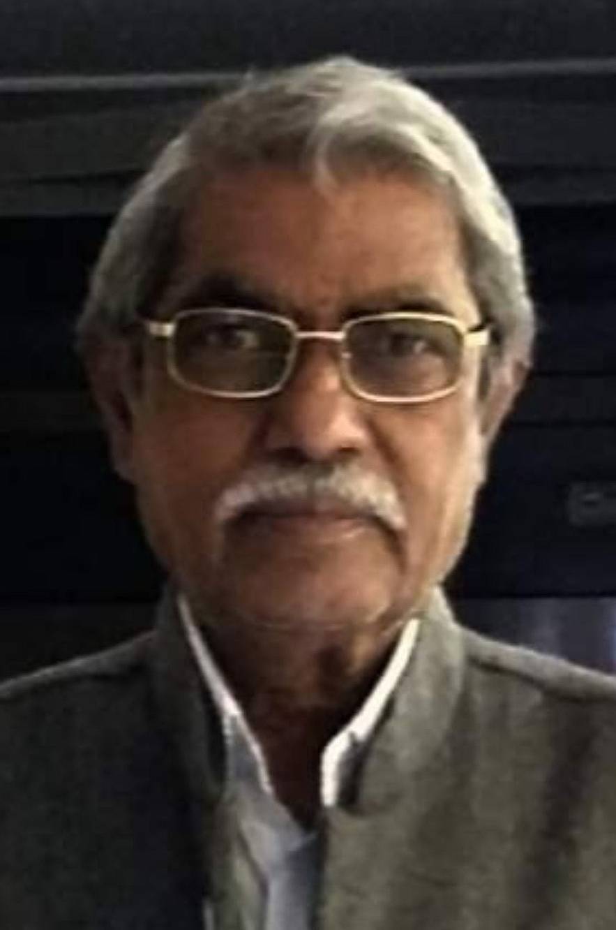 <div class="paragraphs"><p>ಎಸ್.ಬಿ.ಹೊಸಮನಿ </p></div>