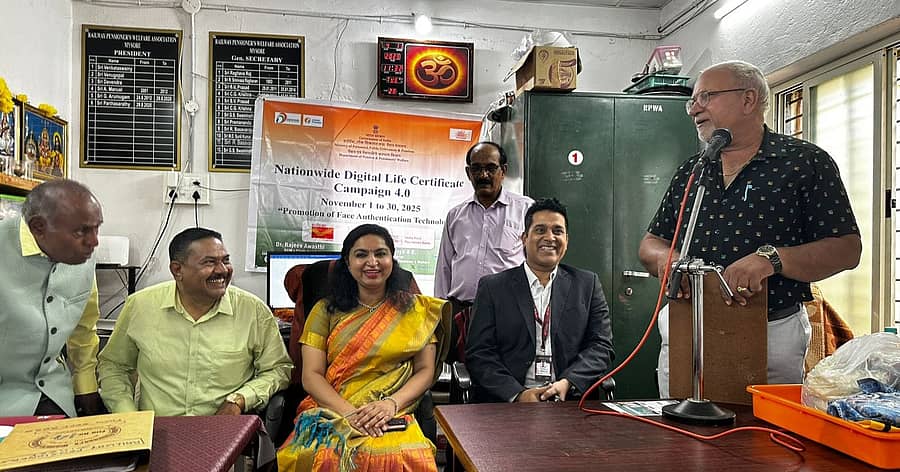 ಮೈಸೂರಿನ ಪ್ರಧಾನ ಅಂಚೆ ಕಚೇರಿಯಲ್ಲಿ ಬುಧವಾರ ನಡೆದ ಕಾರ್ಯಕ್ರಮದಲ್ಲಿ ಇಂಡಿಯಾ ಪೋಸ್ಟ್ ಪೇಮೆಂಟ್ ಬ್ಯಾಂಕ್ ಕರ್ನಾಟಕ ವೃತ್ತದ ಉಪ ಪ್ರಧಾನ ವ್ಯವಸ್ಥಾಕ ರಾಜೀವ್ ಅವಾಸ್ಥಿ ಮಾತನಾಡಿದರು