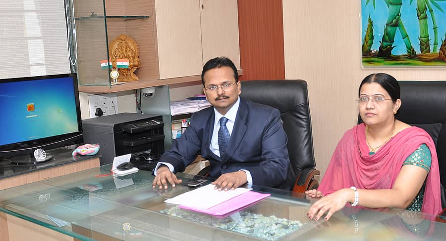 ಡಾ. ಸಚೀನ ಸುಗಣ್ಣವರ ಮತ್ತು ಡಾ.ನೇಹಾ