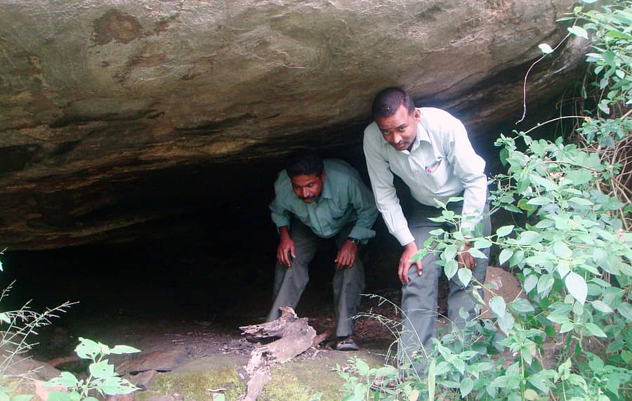 ಯಳಂದೂರು ತಾಲ್ಲೂಕಿನ ಬಿಳಿಗಿರಿಬೆಟ್ಟದ ಕನಕಗುಹೆ ಕನಕದಾಸರ ಹೆಸರಿನೊಂದಿಗೆ ತಳುಕು ಹಾಕಿಕೊಂಡಿದೆ. (ಸಂಗ್ರಹ ಚಿತ್ರ)