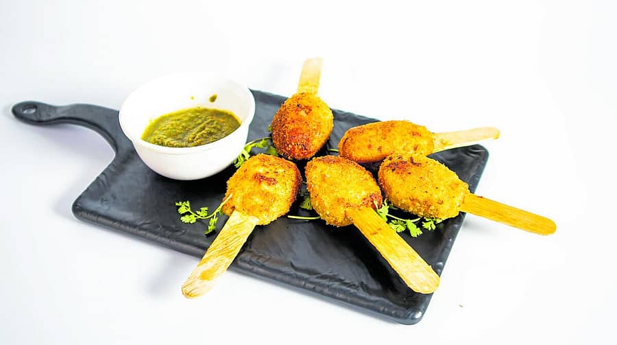 <div class="paragraphs"><p><strong>ಲಾಲಿಪಪ್ ಕಟ್ಲೆಟ್</strong></p></div>