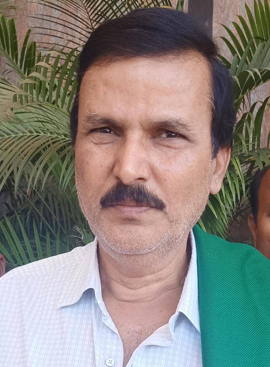 ಕುರುಬೂರು ಶಾಂತಕುಮಾರ