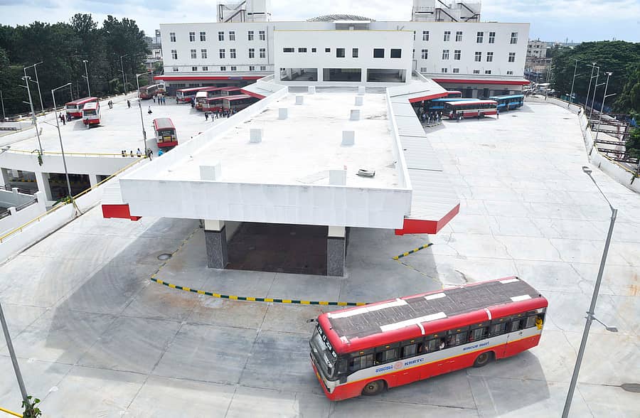 ತುಮಕೂರಿನ ಕೆಎಸ್‌ಆರ್‌ಟಿಸಿ ಬಸ್‌ ನಿಲ್ದಾಣ