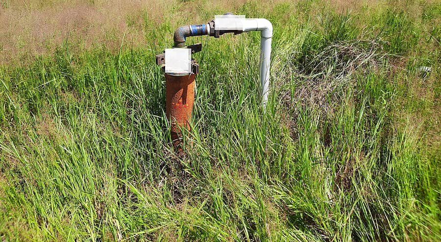 ಹಾವೇರಿ ಜಿಲ್ಲೆಯ ಹಾನಗಲ್ ತಾಲ್ಲೂಕಿನ ಹುಲ್ಲತ್ತಿ ಗ್ರಾಮ ಬಳಿ ವಿದ್ಯುತ್ ಕೇಬಲ್ ಕಳ್ಳತನ ನಡೆದಿರುವ ರೈತರೊಬ್ಬರ ಜಮೀನಿನಲ್ಲಿರುವ ಕೊಳವೆಬಾವಿ