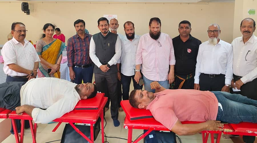 ಉಡುಪಿ ಜಾಮೀಯ ಮಸೀದಿ ವಠಾರದಲ್ಲಿ ರಕ್ತದಾನ ಶಿಬಿರ ಜರುಗಿತು