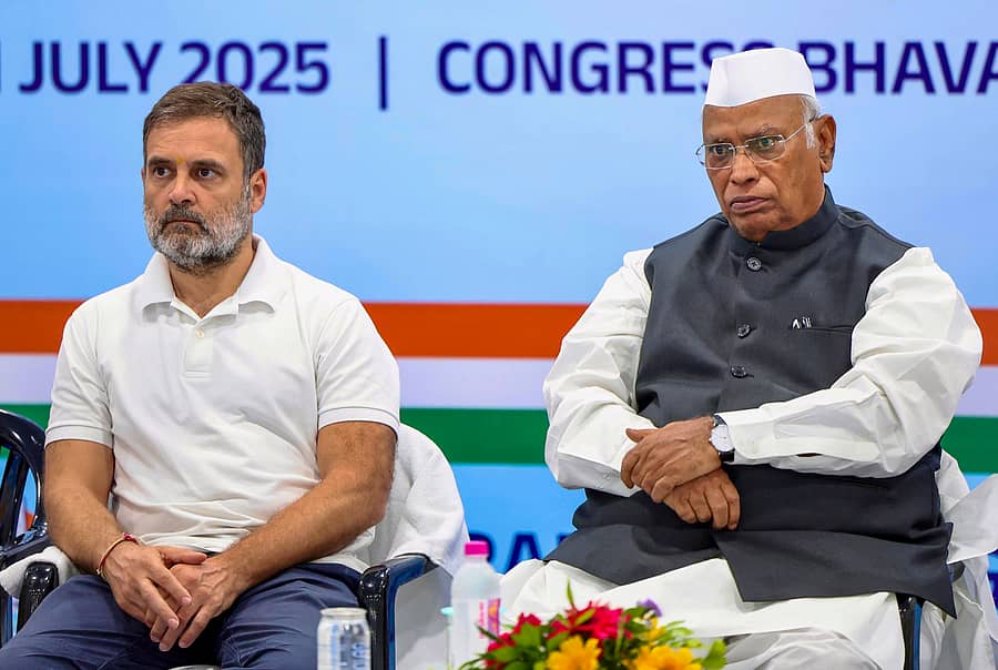ರಾಹುಲ್ ಗಾಂಧಿ– ಮಲ್ಲಿಕಾರ್ಜುನ ಖರ್ಗೆ