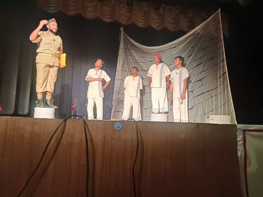 ಗೌರಿಬಿದನೂರಿನಲ್ಲಿ ಪೊಲಿಟಿಕಲ್ ಪ್ರಿನ್ಸೆಸ್ ನಾಟಕ ಪ್ರದರ್ಶನ ಮಾಡಲಾಯಿತು