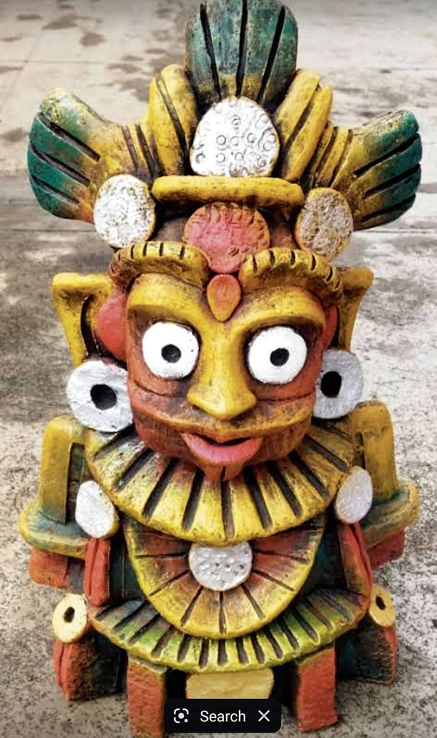 ಯಕ್ಷನನ್ನು ಬಿಂಬಿಸುವ ಮಣ್ಣಿನ ಕಲಾಕೃತಿ