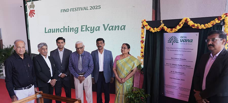 ಏಕ್ಯಾ ವನ ಉದ್ಘಾಟನೆ ಕಾರ್ಯಕ್ರಮದಲ್ಲಿ ಉಲ್ಲಾಸ್ ಕಾರಂತ್, ಎ.ಎನ್. ಯಲ್ಲಪ್ಪ ರೆಡ್ಡಿ, ಬಿಸ್ವಜಿತ್ ಮಿಶ್ರಾ, ಕೆ.ಸಿ.ರಾಮಮೂರ್ತಿ, ಸಬಿತಾ ರಾಮಮೂರ್ತಿ, ಕೆ.ಸಿ.ಜಗನ್ನಾಥ ರೆಡ್ಡಿ ಉಪಸ್ಥಿತರಿದ್ದರು