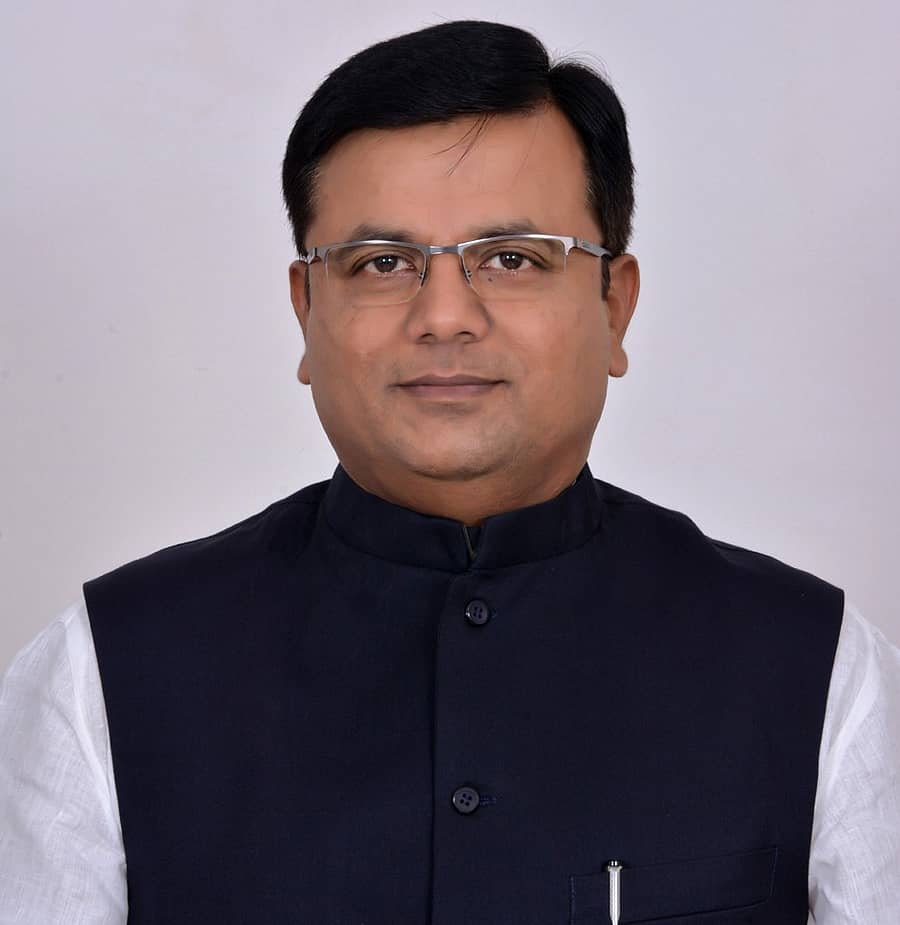 <div class="paragraphs"><p>ಶ್ರೀನಿವಾಸ ಮಾನೆ</p></div>