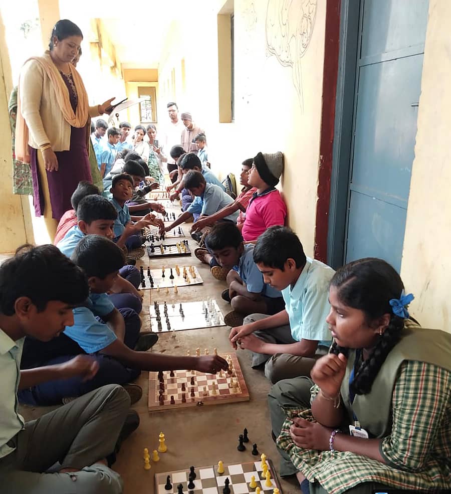 ಶಿಡ್ಲಘಟ್ಟದ ಜೂನಿಯರ್ ಕಾಲೇಜಿನಲ್ಲಿ ತಾಲ್ಲೂಕು ಮಟ್ಟದ ಗ್ರಾಮೀಣ ಮಕ್ಕಳಿಗಾಗಿ ಚೆಸ್ ಮತ್ತು ಕೇರಂ ಆಟಗಳ ಸ್ಪರ್ಧೆ