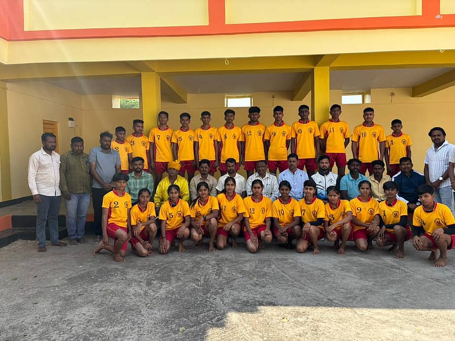 ರಾಷ್ಟ್ರೀಯ ಕುಂಟಾಟ ಚಾಂಪಿಯನ್‍ಷಿಪ್‍ಗಾಗಿ ಗುಜರಾತ್‍ಗೆ ತೆರಳಿದ ಕರ್ನಾಟಕ ರಾಜ್ಯ ಜೂನಿಯರ್ ಬಾಲಕರ ಮತ್ತು ಬಾಲಕಿಯರ ಕುಂಟಾಟದ ತಂಡಗಳು 