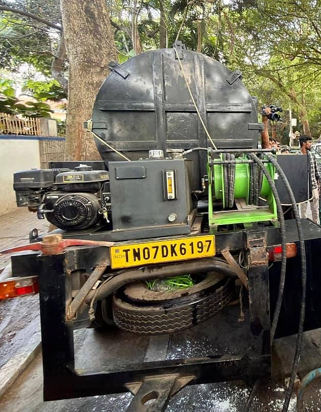 ರೋಬೋಟಿಕ್ ಎಐ ತಂತ್ರಜ್ಞಾನದ ಮೂಲಕ ಒಳಚರಂಡಿಯ ಹೂಳೆತ್ತುವ ಯಂತ್ರ.