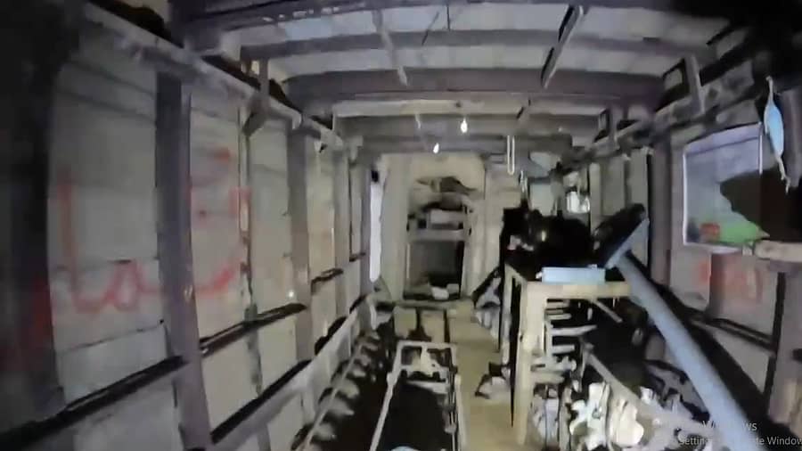 <div class="paragraphs"><p>ಇಸ್ರೇಲ್ ಪತ್ತೆ ಮಾಡಿದ ಹಮಾಸ್‌ನ ನೆಲದಡಿಯ ಸಂಕೀರ್ಣ</p></div>