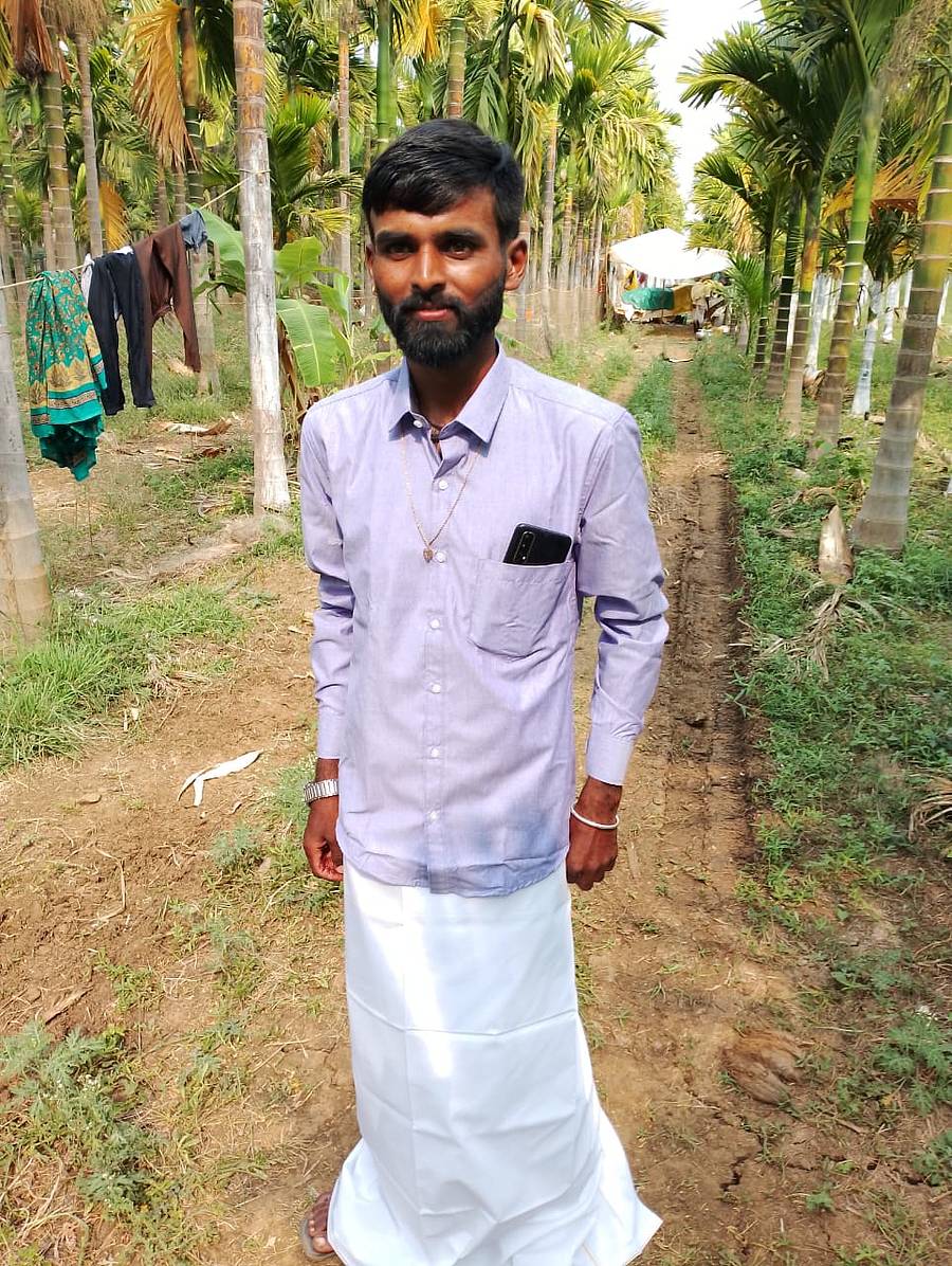 <div class="paragraphs"><p>ಮಂಜುನಾಥ ಅಣ್ಣಪ್ಪ ಚಿಲೋಜಿ</p></div>