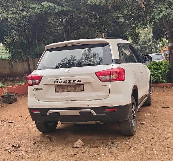 ಕೇರಳದ ಚಿನ್ನಾಭರಣ ಮಾರಾಟಗಾರನ ಕಾರು