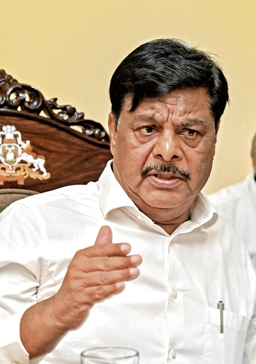 <div class="paragraphs"><p> ಎಚ್.ಸಿ. ಮಹದೇವಪ್ಪ </p></div>