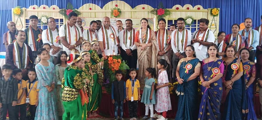 <div class="paragraphs"><p><strong>ಕೊಪ್ಪ ತಾಲ್ಲೂಕು ಮಟ್ಟದ ಪ್ರಾಥಮಿಕ ಶಾಲೆಗಳ ಪ್ರತಿಭಾಕಾರಂಜಿಯನ್ನು ಶಾಸಕ ಟಿ.ಡಿ.ರಾಜೇಗೌಡ ಉದ್ಘಾಟಿಸಿದರು</strong></p></div>