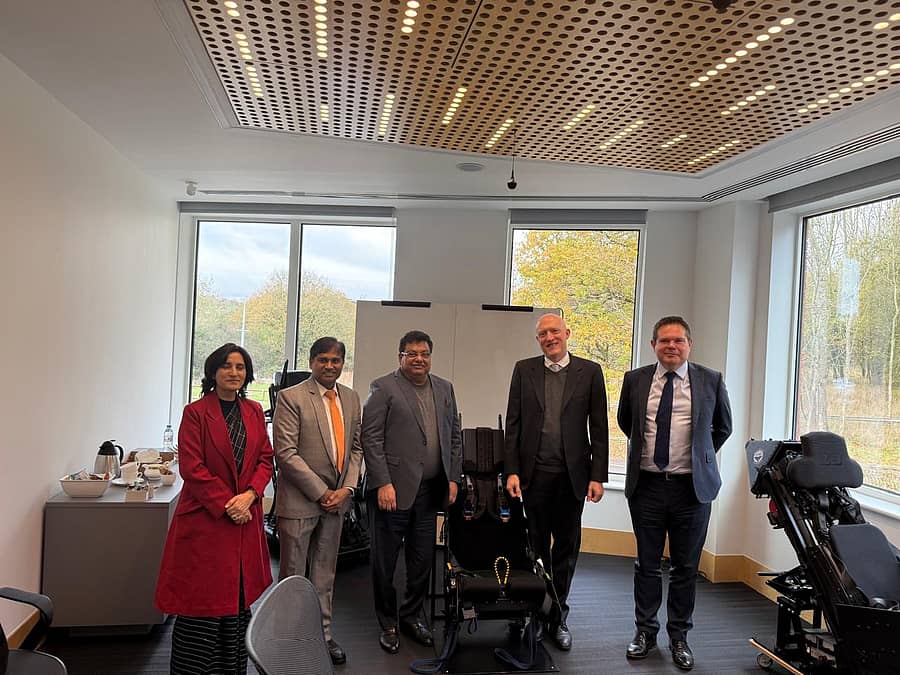 ಇಂಗ್ಲೆಂಡ್‌ ಪ್ರವಾಸದಲ್ಲಿರುವ ಸಚಿವ ಎಂ.ಬಿ.ಪಾಟೀಲ ನೇತೃತ್ವದ ನಿಯೋಗ  ಮಾರ್ಟಿನ್ ಬೇಕರ್ ಸಂಸ್ಥೆ ಪ್ರಮುಖರೊಂದಿಗೆ ಮಾತುಕತೆ ನಡೆಸಿತು.