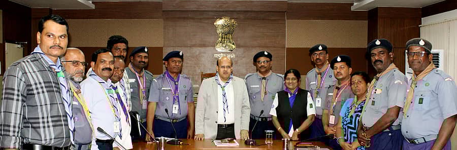 ಕೊಪ್ಪಳದಲ್ಲಿ ಮಂಗಳವಾರ ಜಿಲ್ಲಾಧಿಕಾರಿ ಡಾ. ಸುರೇಶ ಇಟ್ನಾಳ ಅಧ್ಯಕ್ಷತೆಯಲ್ಲಿ ಭಾರತ್ ಸ್ಕೌಟ್ಸ್ ಮತ್ತು ಗೈಡ್ಸ್ ವತಿಯಿಂದ ವಾರ್ಷಿಕ ಮಹಾಸಭೆ ನಡೆಯಿತು
