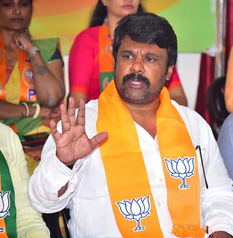 ರಾಜು ಗೌಡ 