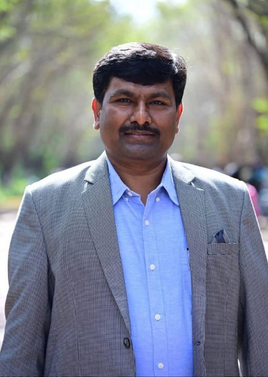 <div class="paragraphs"><p>ಸುಭಾಷ ನಾಟಿಕರ್</p></div>