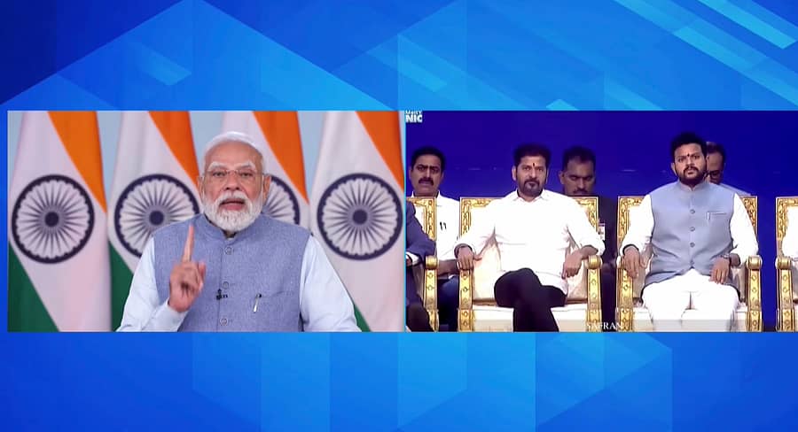 <div class="paragraphs"><p>ಸಫ್ರಾನ್‌ ವಿಮಾನ ತಯಾರಿಕಾ ಘಟಕಕ್ಕೆ ಪ್ರಧಾನಿ ನರೇಂದ್ರ ಮೋದಿ ಅವರು ವರ್ಚುವಲ್‌ ಆಗಿ ಚಾಲನೆ ನೀಡಿದರು. ಕೇಂದ್ರ ಸಚಿವ ರಾಮ್ ಮೋಹನ್‌ ನಾಯ್ಡು, ತೆಲಂಗಾಣ ಮುಖ್ಯಮಂತ್ರಿ ರೇವಂತ್‌ ರೆಡ್ಡಿ ಮತ್ತಿತರರು ಪಾಲ್ಗೊಂಡಿದ್ದರು </p></div>