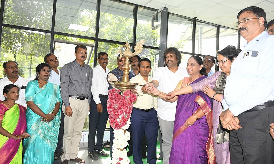 ಶಿವಮೊಗ್ಗದಲ್ಲಿ ನಡೆದ ಕಾರ್ಯಾಗಾರವನ್ನು ಸಚಿವ ಮಧು ಬಂಗಾರಪ್ಪ ಉದ್ಘಾಟಿಸಿದರು