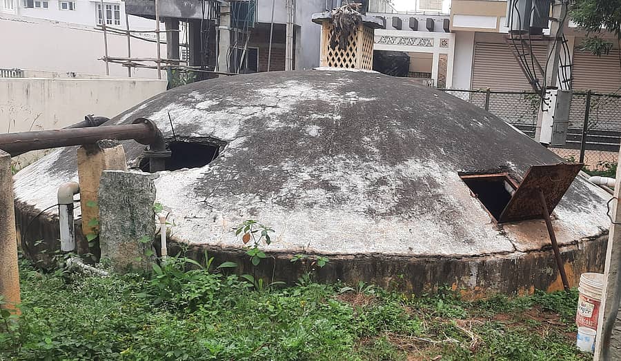 ಚಿಂತಾಮಣಿ ರಾಜೀವನಗರದ ಉದ್ಯಾನದಲ್ಲಿರುವ ನೆಲ ಅಂತಸ್ತಿನ ನೀರಿನ ಟ್ಯಾಂಕ್