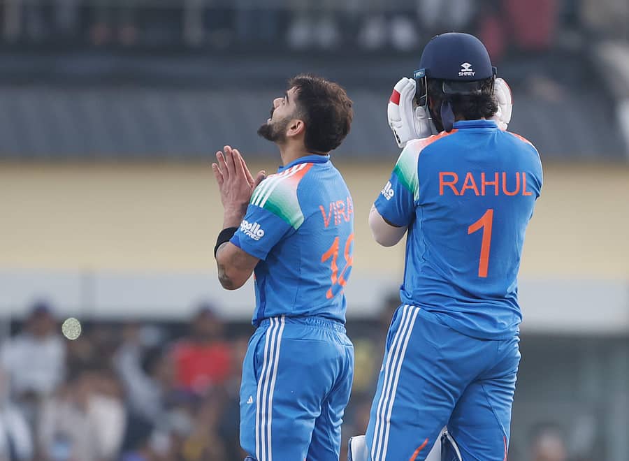 <div class="paragraphs"><p>ವಿರಾಟ್ ಕೊಹ್ಲಿ, ಕೆ.ಎಲ್. ರಾಹುಲ್</p></div>