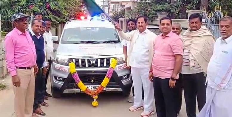 ಶ್ರೀನಿವಾಸಪುರದಲ್ಲಿ ಕೋಲಾರಮ್ಮ ಸ್ವಚ್ಛತಾ ವಾಹನಕ್ಕೆ ಶಾಸಕ ಜಿ.ಕೆ.ವೆಂಕಟಶಿವಾರೆಡ್ಡಿ ಚಾಲನೆ ನೀಡಿದರು