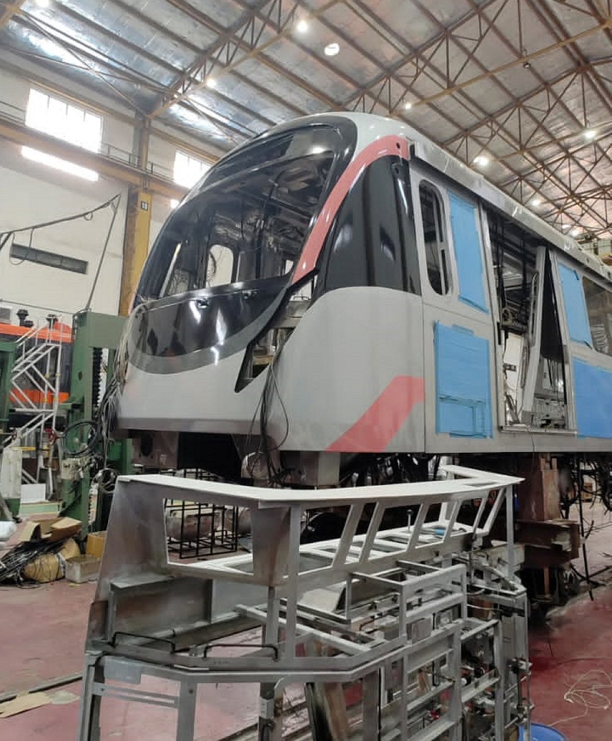 ನಮ್ಮ ಮೆಟ್ರೊ ಗುಲಾಬಿ ಮಾರ್ಗ | ಮೊದಲ ರೈಲು ಸಿದ್ಧ: ಬಿಎಂಆರ್‌ಸಿಎಲ್‌