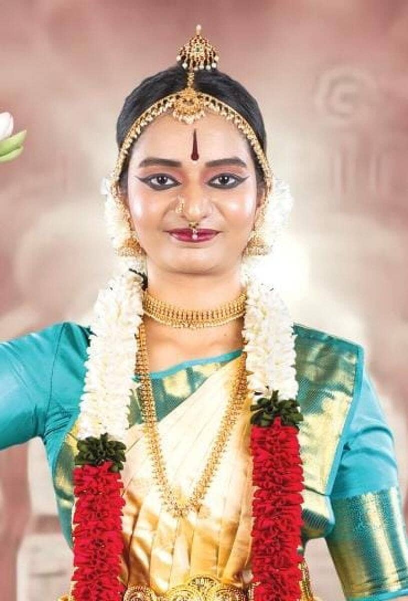 <div class="paragraphs"><p>ಅದಿತಿ </p></div>